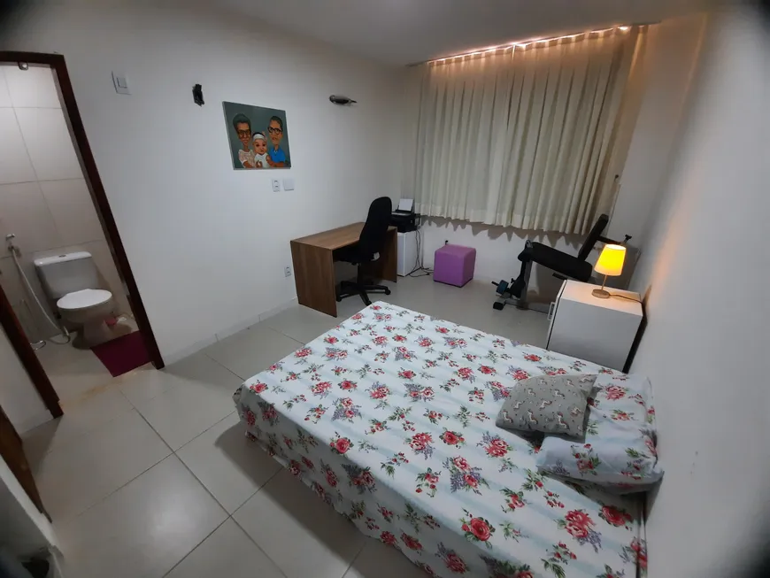 Foto 1 de Casa com 4 Quartos à venda, 292m² em Sapiranga, Fortaleza