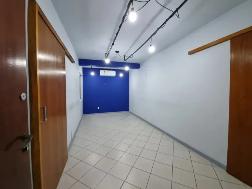 Foto 1 de Sala Comercial para alugar, 21m² em Centro, Joinville