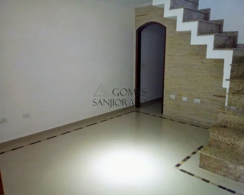 Foto 1 de Sobrado com 2 Quartos à venda, 150m² em Vila Camilopolis, Santo André
