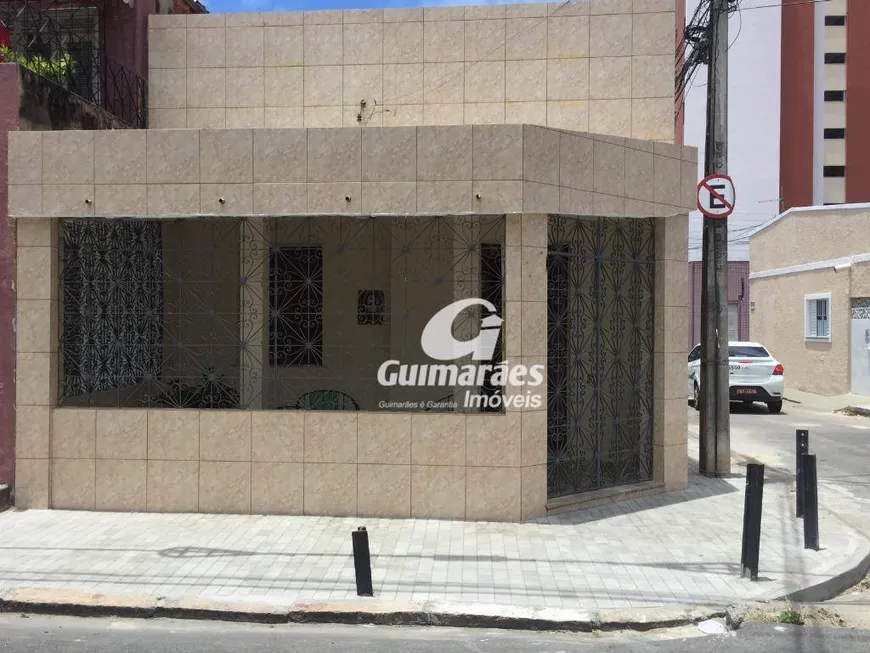 Foto 1 de Casa com 2 Quartos à venda, 102m² em Benfica, Fortaleza