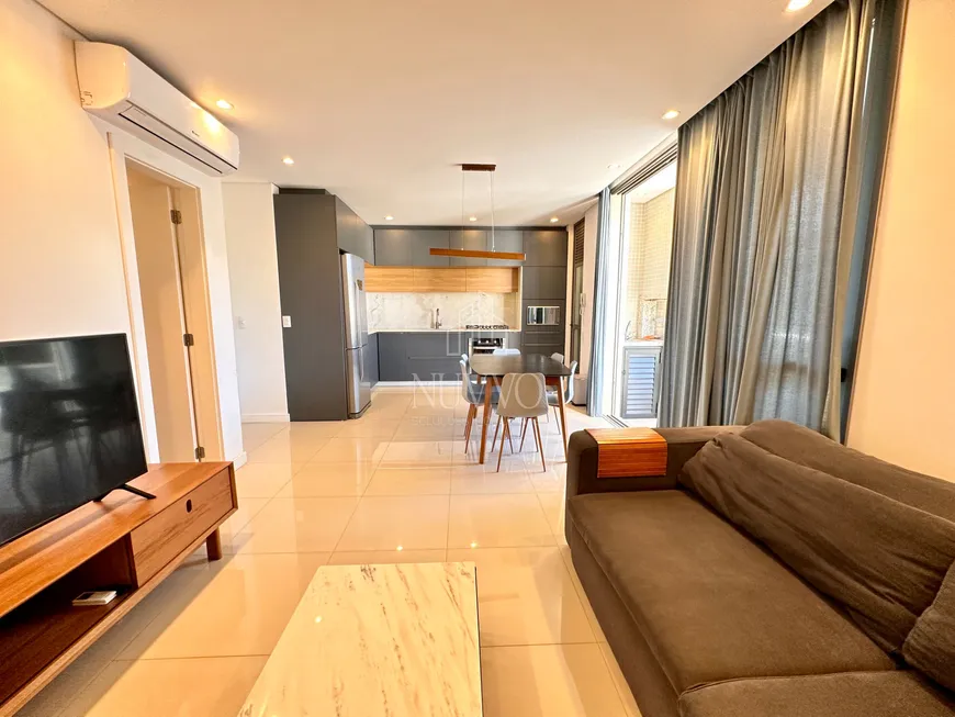 Foto 1 de Apartamento com 3 Quartos à venda, 116m² em Jurerê, Florianópolis