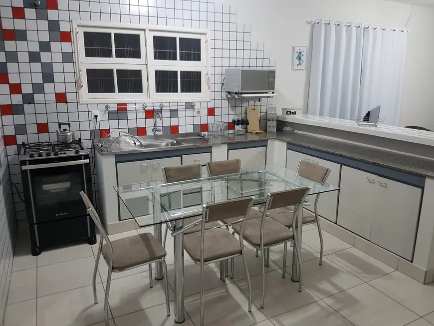 Foto 1 de Casa com 3 Quartos para alugar, 115m² em Canasvieiras, Florianópolis