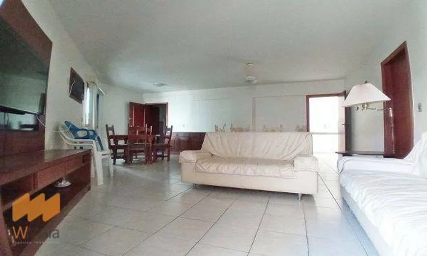 Foto 1 de Apartamento com 3 Quartos à venda, 170m² em Algodoal, Cabo Frio