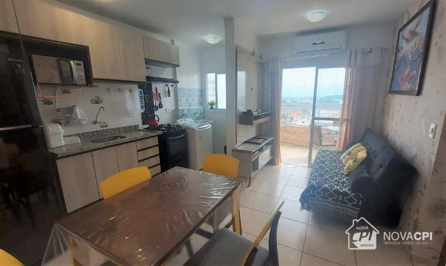 Foto 1 de Apartamento com 2 Quartos à venda, 55m² em Vila Guilhermina, Praia Grande