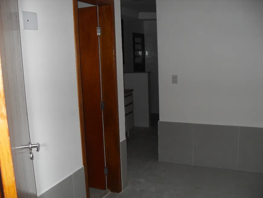 Foto 1 de Apartamento com 1 Quarto para alugar, 30m² em Jardim Guarulhos, Guarulhos