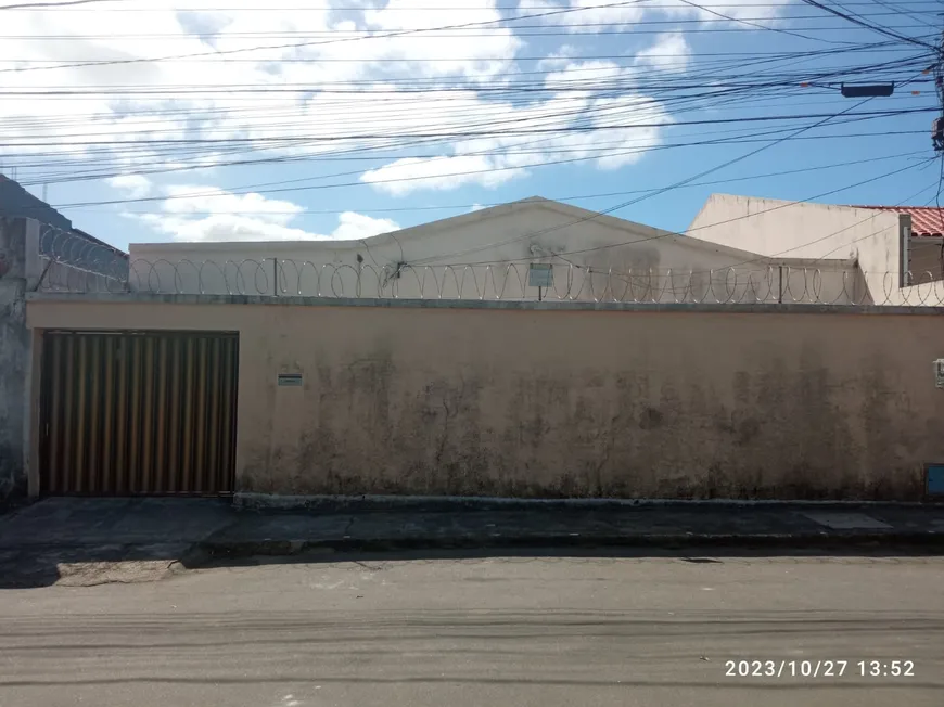 Foto 1 de Casa com 3 Quartos à venda, 231m² em Vila Velha, Fortaleza