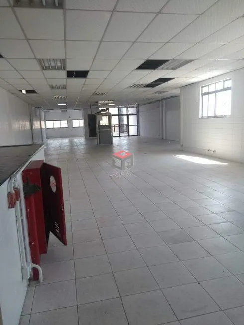 Foto 1 de Galpão/Depósito/Armazém à venda, 1000m² em Santa Paula, São Caetano do Sul