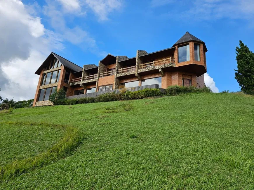 Foto 1 de Casa com 5 Quartos à venda, 12000m² em Fazenda Suica, Teresópolis