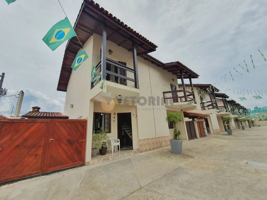 Foto 1 de Sobrado com 2 Quartos à venda, 71m² em Massaguaçu, Caraguatatuba