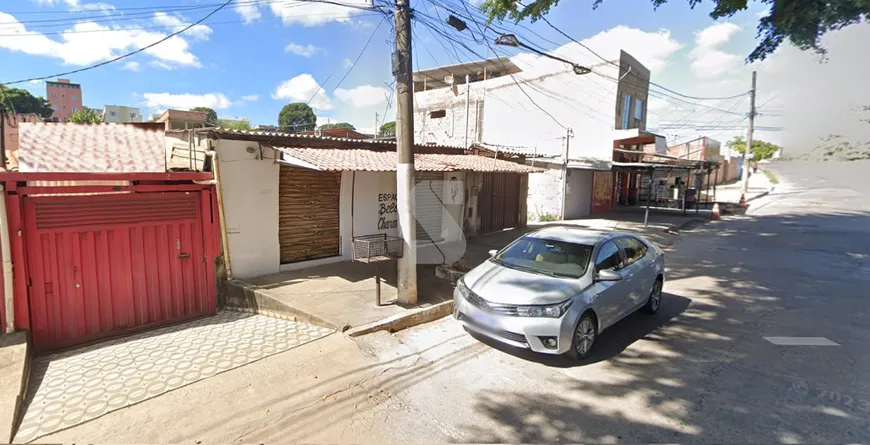 Foto 1 de Imóvel Comercial com 3 Quartos à venda, 220m² em Parque Maracanã, Contagem