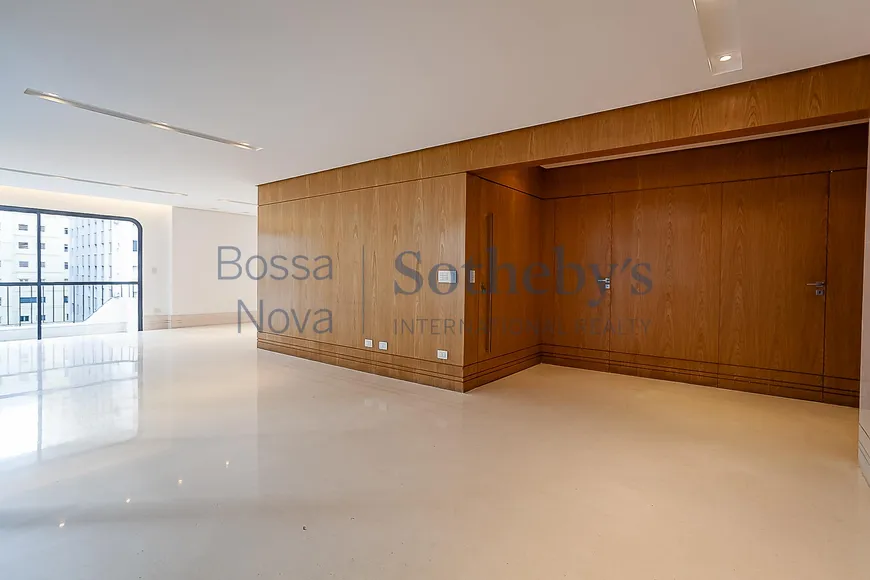 Foto 1 de Apartamento com 4 Quartos para venda ou aluguel, 293m² em Jardim Paulista, São Paulo