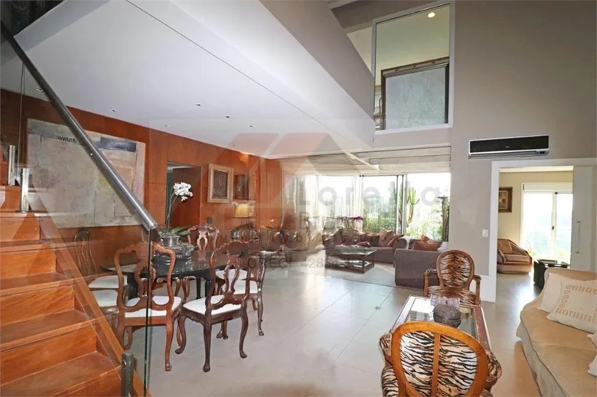 Foto 1 de Apartamento com 4 Quartos à venda, 210m² em Itaim Bibi, São Paulo
