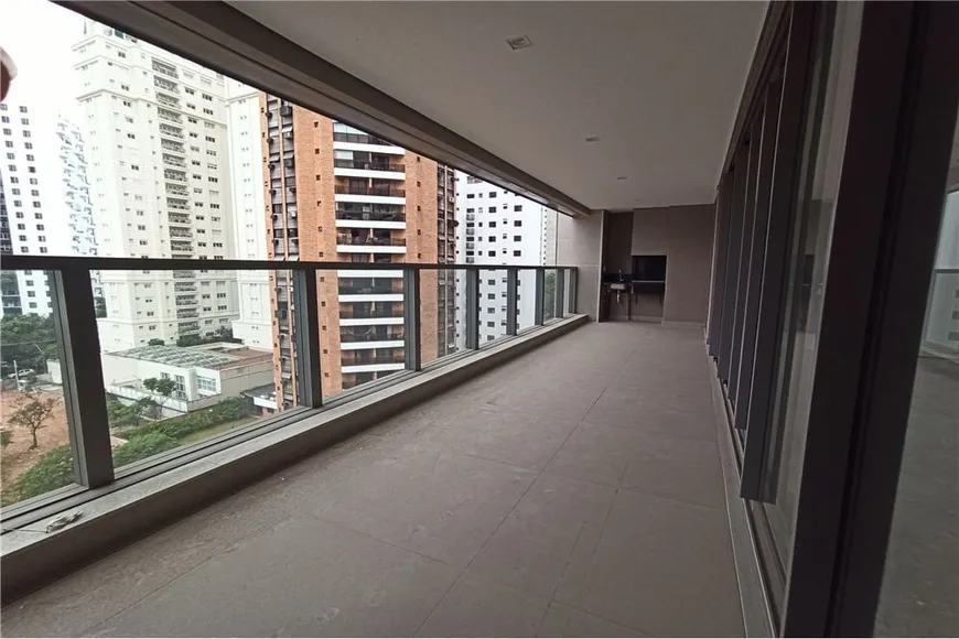 Foto 1 de Apartamento com 3 Quartos à venda, 154m² em Vila Nova Conceição, São Paulo