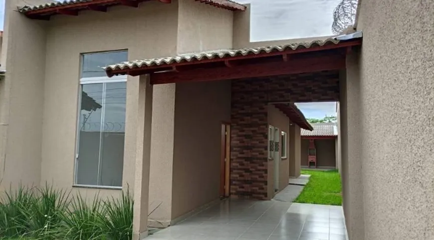 Foto 1 de Casa com 2 Quartos à venda, 100m² em Centro, Madre de Deus