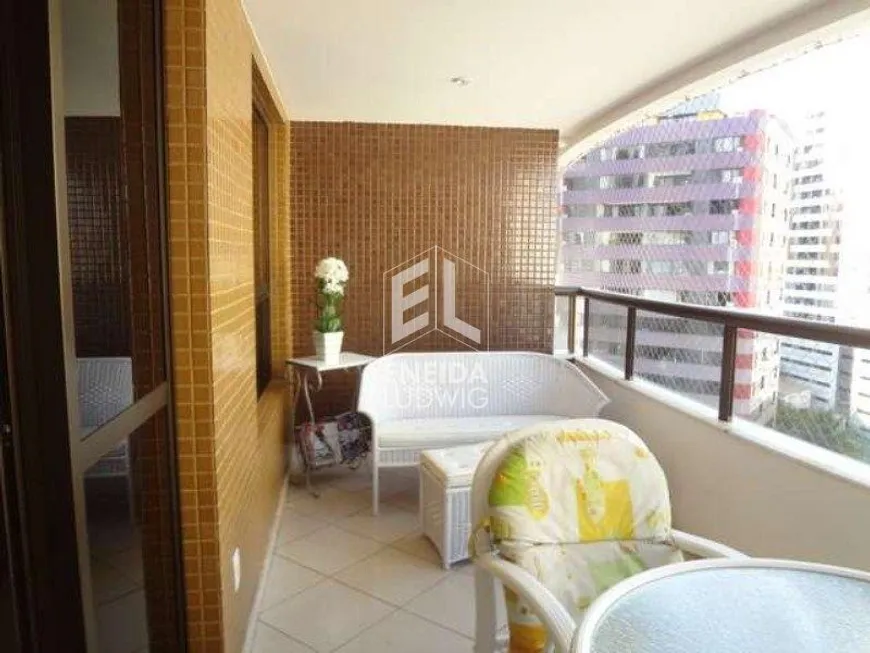 Foto 1 de Apartamento com 4 Quartos à venda, 174m² em Pituba, Salvador