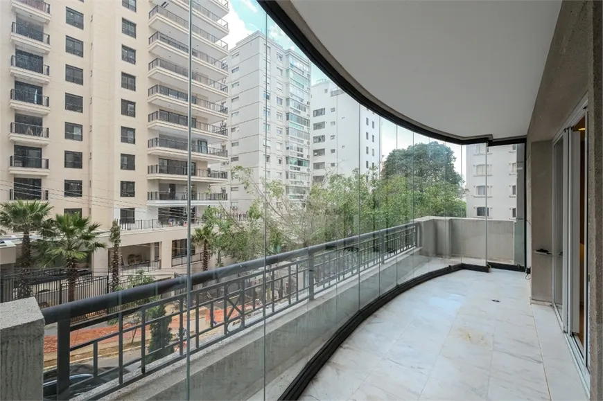Foto 1 de Apartamento com 1 Quarto à venda, 150m² em Jardim Paulista, São Paulo