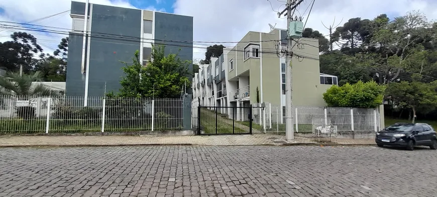 Foto 1 de Sobrado com 2 Quartos à venda, 74m² em Ana Rech, Caxias do Sul