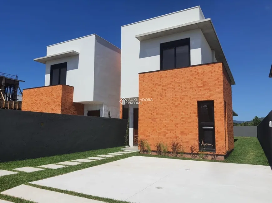 Foto 1 de Casa com 4 Quartos à venda, 172m² em Campeche, Florianópolis