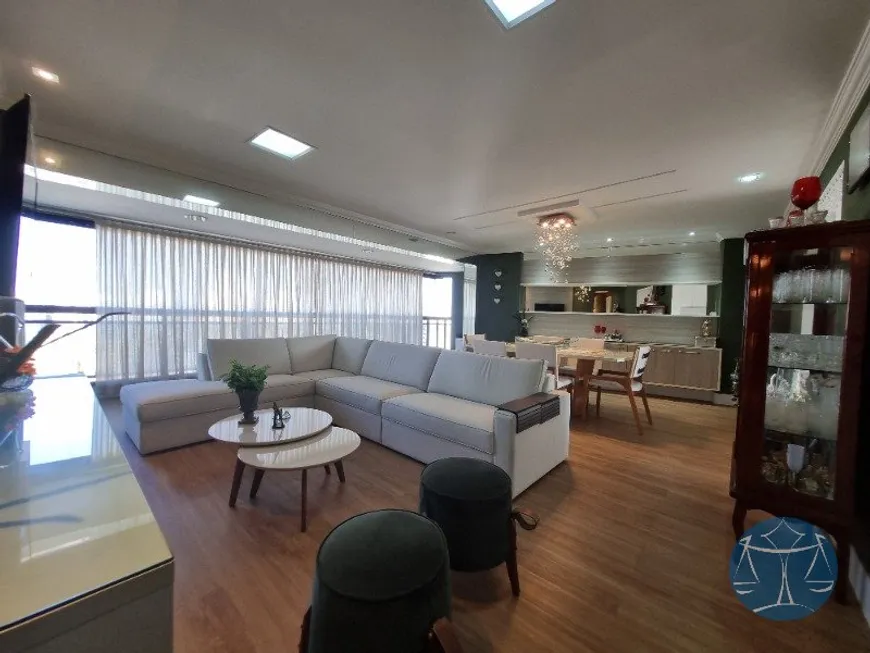 Foto 1 de Apartamento com 3 Quartos à venda, 162m² em Lagoa Nova, Natal