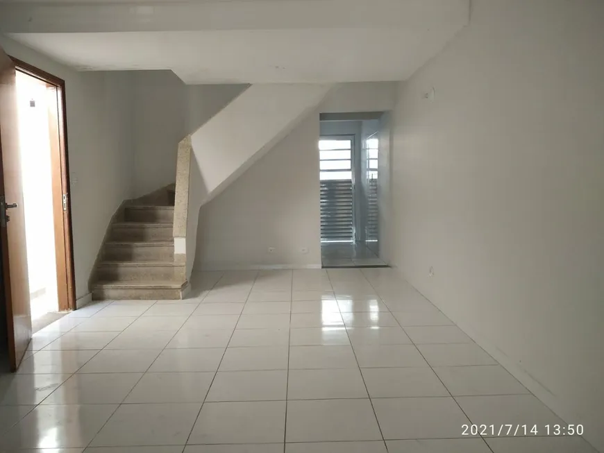 Foto 1 de Sobrado com 3 Quartos para alugar, 170m² em Vila Polopoli, São Paulo