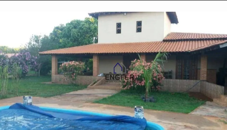 Foto 1 de Fazenda/Sítio com 3 Quartos à venda, 1600m² em Estancia San Carlos Zona Rural, São José do Rio Preto