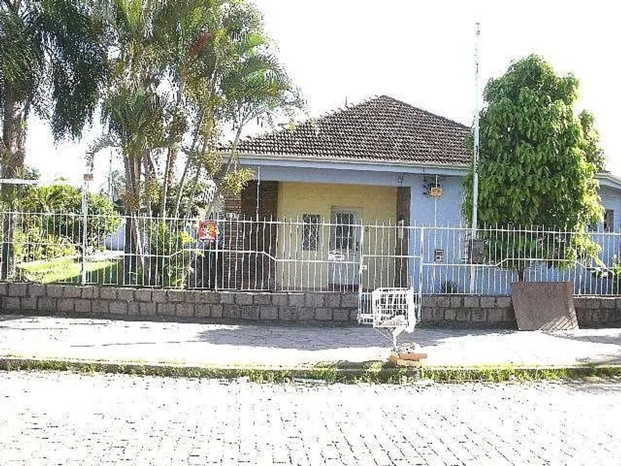 Foto 1 de Casa com 3 Quartos para alugar, 170m² em Sarandi, Porto Alegre