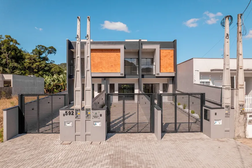 Foto 1 de Casa com 2 Quartos à venda, 115m² em Vieira, Jaraguá do Sul