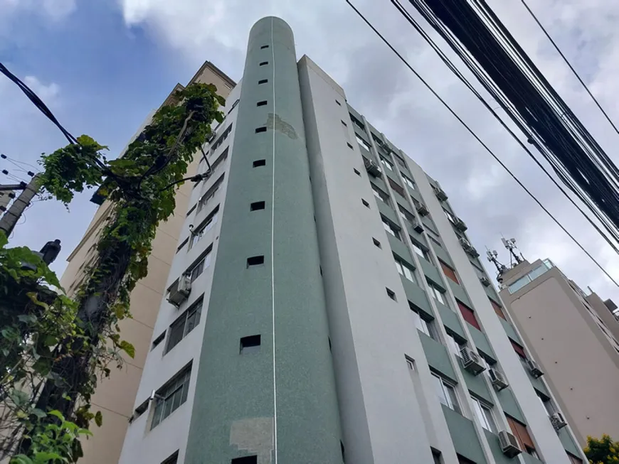 Foto 1 de Apartamento com 3 Quartos para alugar, 120m² em Jardim Paulistano, São Paulo