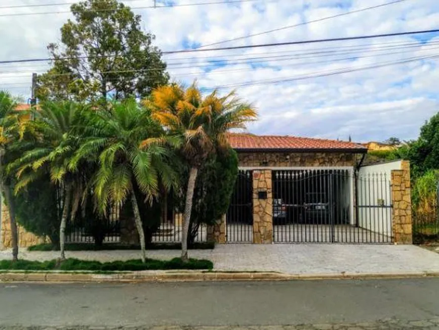 Foto 1 de Casa com 4 Quartos à venda, 265m² em Jardim Chapadão, Campinas