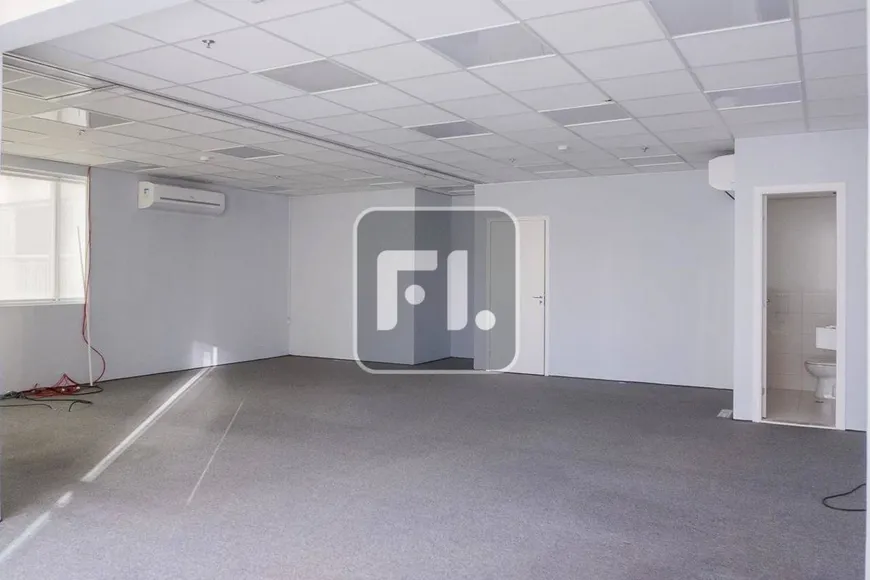 Foto 1 de Sala Comercial para alugar, 130m² em Itaim Bibi, São Paulo