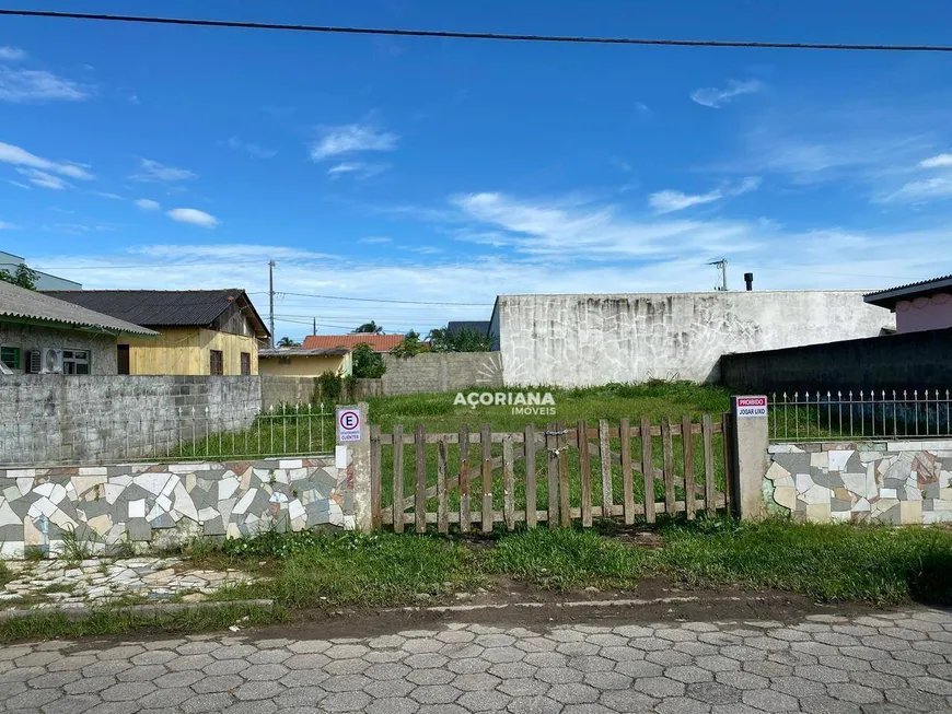 Foto 1 de Lote/Terreno à venda, 405m² em Carianos, Florianópolis