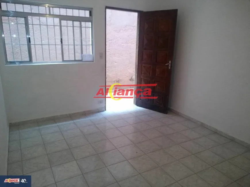 Foto 1 de Casa com 3 Quartos para alugar, 125m² em Picanço, Guarulhos