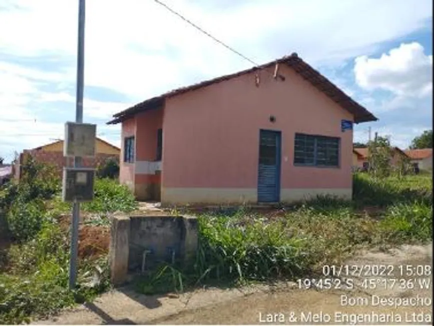 Foto 1 de Casa com 2 Quartos à venda, 40m² em Geraldo Cesário, Bom Despacho