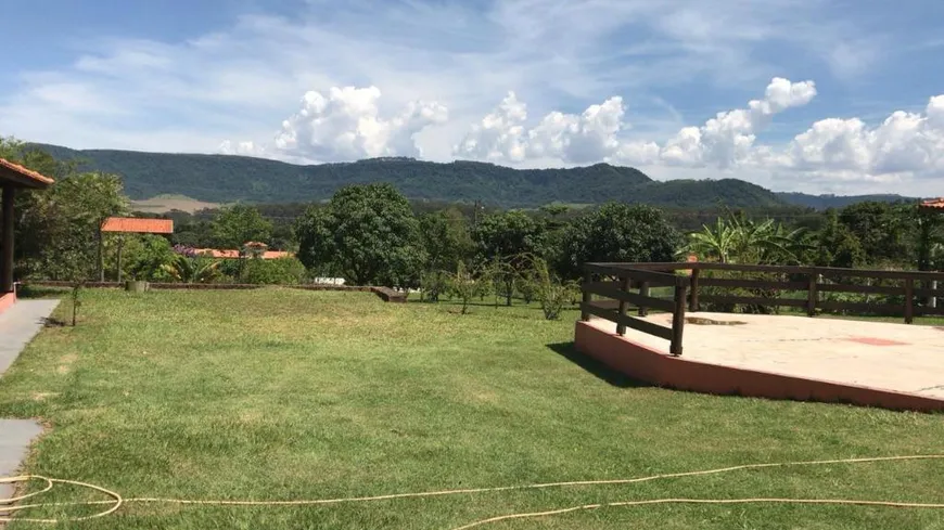 Foto 1 de Fazenda/Sítio com 3 Quartos à venda, 270m² em Alpes das Aguas, São Pedro