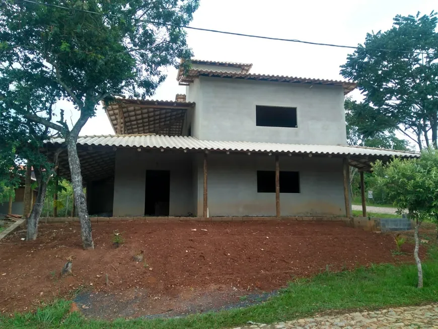 Foto 1 de Casa de Condomínio com 3 Quartos à venda, 190m² em , Jaboticatubas