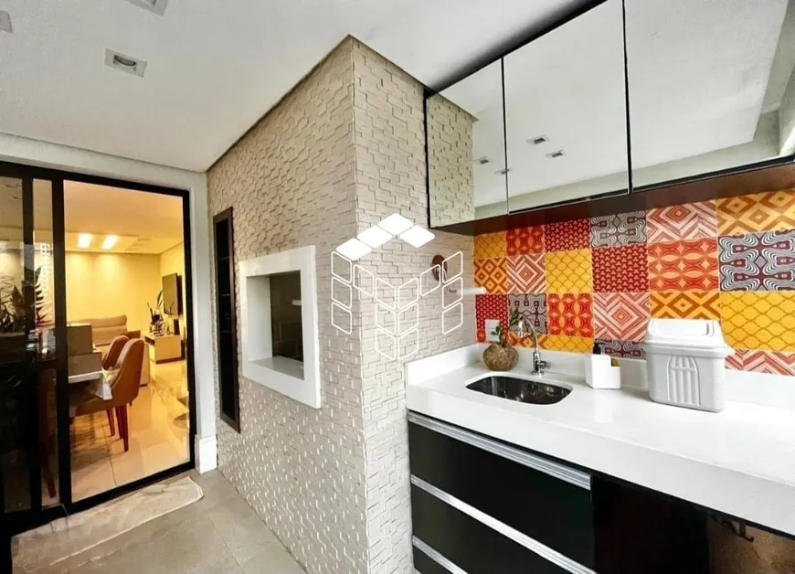 Foto 1 de Apartamento com 4 Quartos à venda, 154m² em Agronômica, Florianópolis