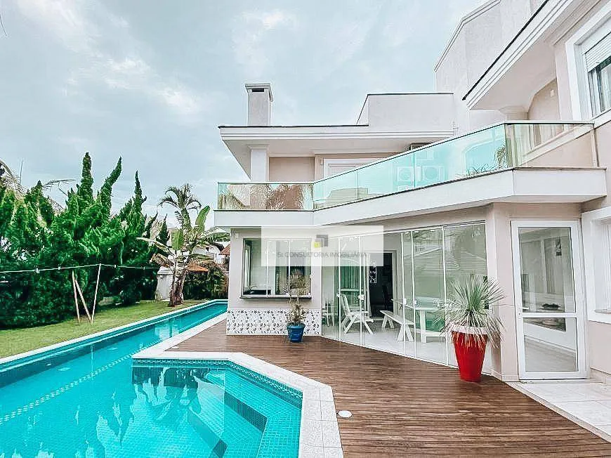 Foto 1 de Casa com 4 Quartos à venda, 375m² em Jurerê Internacional, Florianópolis