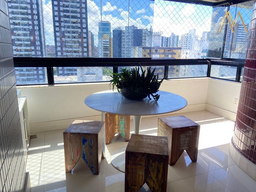 Apartamento na Rua Várzea de Santo
