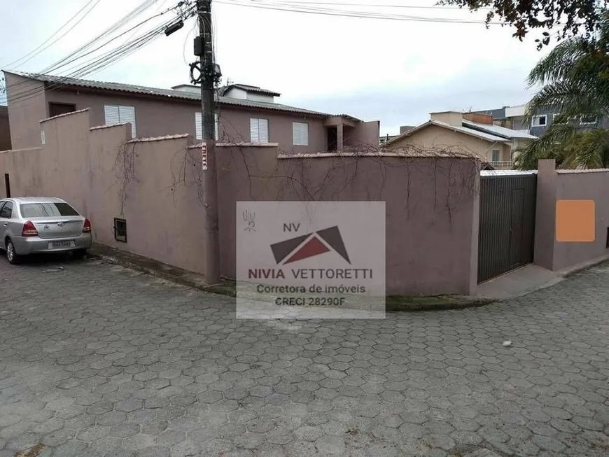 Foto 1 de Galpão/Depósito/Armazém com 8 Quartos à venda, 280m² em Ingleses do Rio Vermelho, Florianópolis