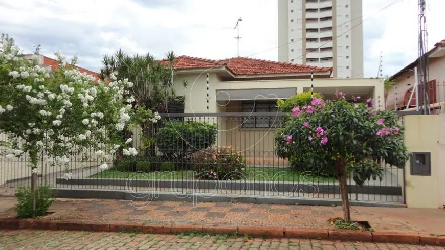 Foto 1 de Casa com 3 Quartos à venda, 206m² em Vila Nossa Senhora do Carmo, Araraquara