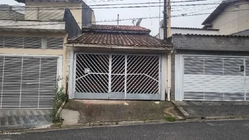 Foto 1 de Casa com 2 Quartos à venda, 125m² em Parque Gerassi, Santo André