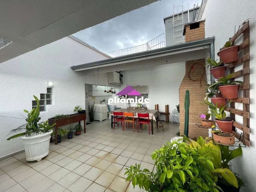 Foto 1 de Apartamento com 3 Quartos à venda, 144m² em Bosque dos Eucaliptos, São José dos Campos