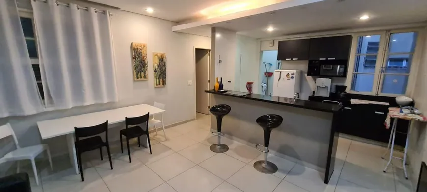 Foto 1 de Apartamento com 3 Quartos à venda, 85m² em Copacabana, Rio de Janeiro