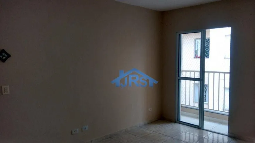 Foto 1 de Apartamento com 2 Quartos à venda, 54m² em Jardim Rosalina, Cotia