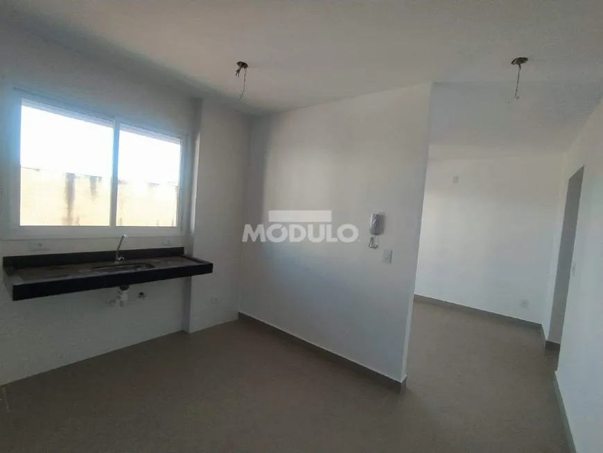 Foto 1 de Apartamento com 2 Quartos à venda, 67m² em Santa Mônica, Uberlândia