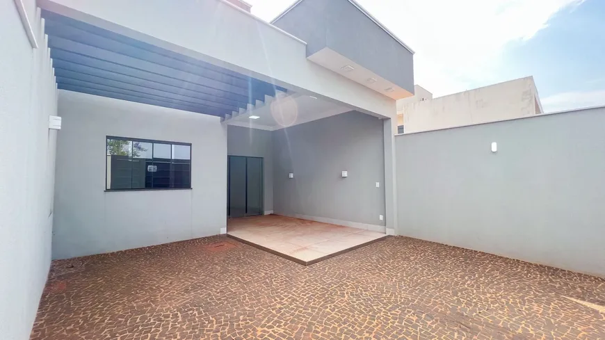 Foto 1 de Casa com 3 Quartos à venda, 127m² em Residencial Solar dos Ataídes 2 Etapa , Rio Verde