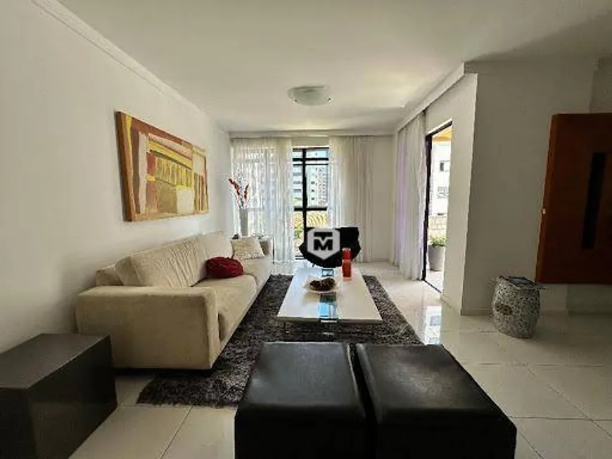 Foto 1 de Apartamento com 3 Quartos à venda, 133m² em Ponta Verde, Maceió