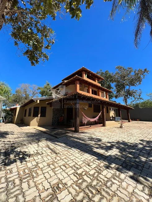 Foto 1 de Sobrado com 5 Quartos à venda, 300m² em , Bonito