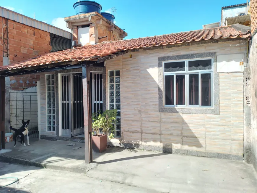 Foto 1 de Casa de Condomínio com 2 Quartos à venda, 73m² em Parque Fluminense, Duque de Caxias