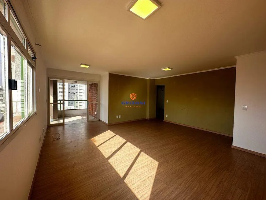 Foto 1 de Apartamento com 3 Quartos à venda, 135m² em Jardim Paulista, Bauru